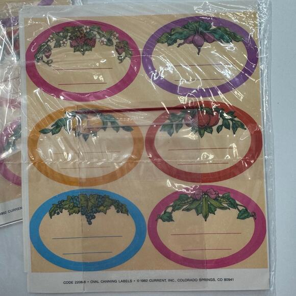 Lot of 7 (28 sheets) Vintage 1980s Gift Tags Labels Currant Christmas Birthday - Picture 2 of 10